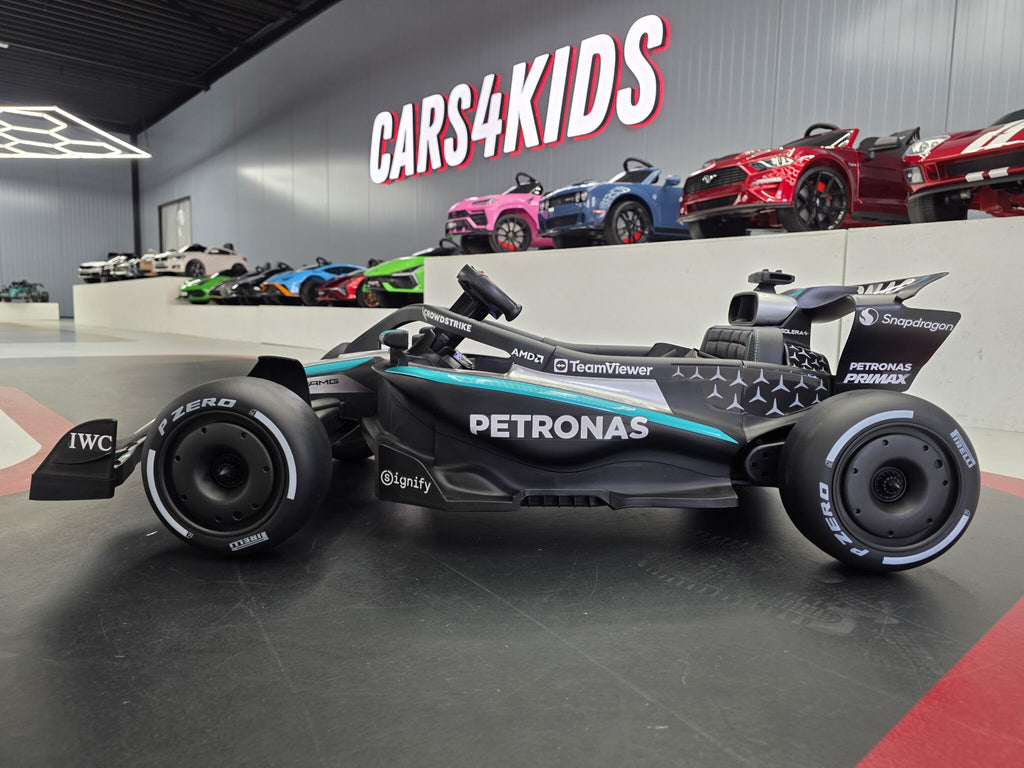 Additional view of the Mercedes Formula 1-inspired kids ride-on car