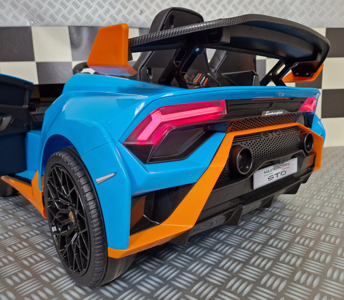Lamborghini Huracan STO Drift – 12V Blue