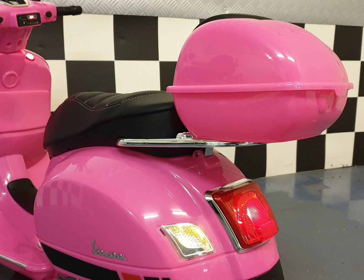 Vespa GTS Kids Scooter – 12V Pink